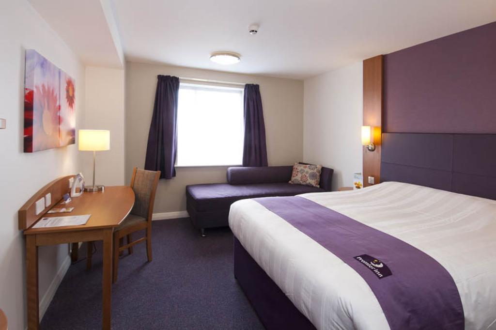 Dundee East Premier Travel Inn Rum bild