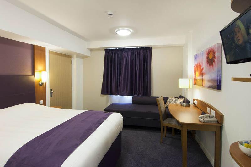 Dundee East Premier Travel Inn Exteriör bild